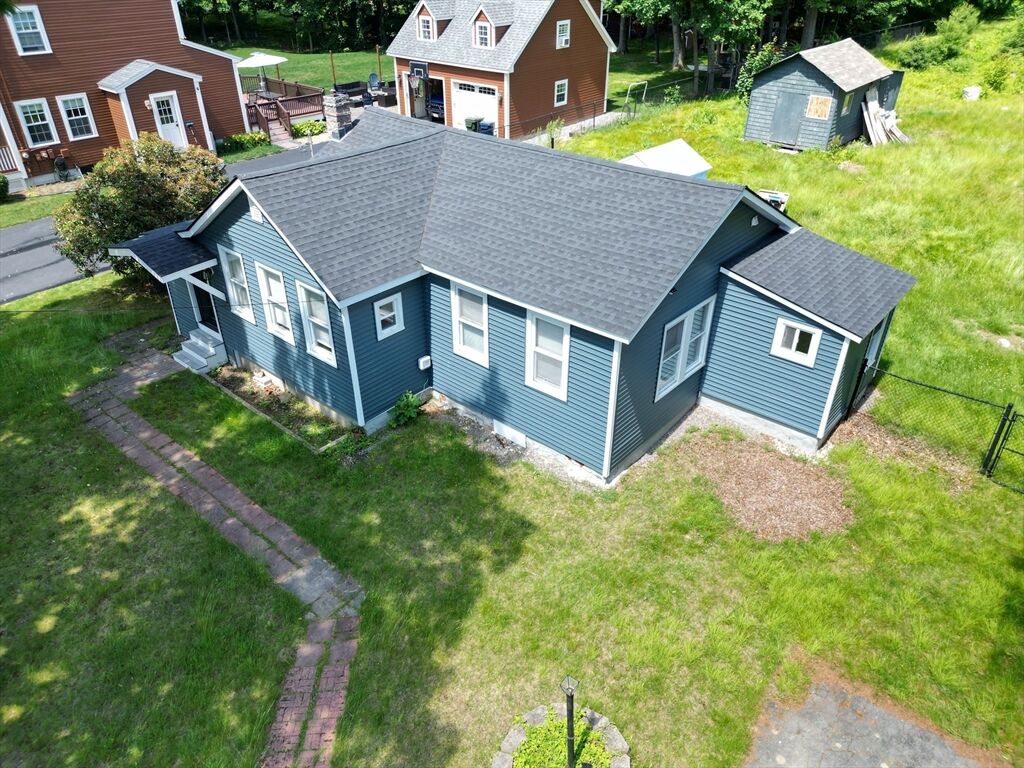 Property Photo:  89 Dudley St  MA 01752 