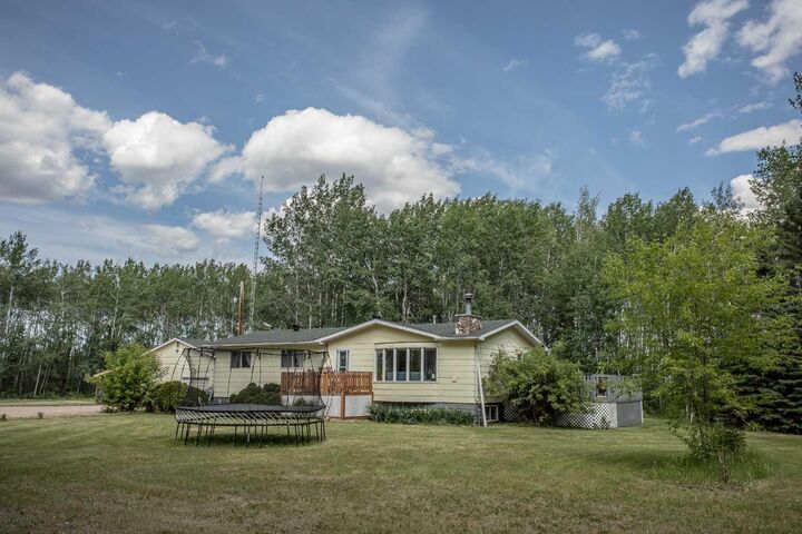 Property Photo: 110035 Range Road 183 AB T0H 1Z0