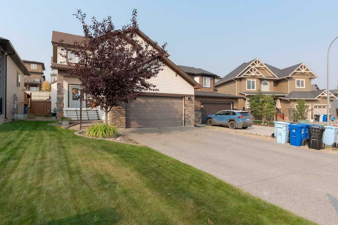 Property Photo: 135 Crane Place AB T9K 0P6