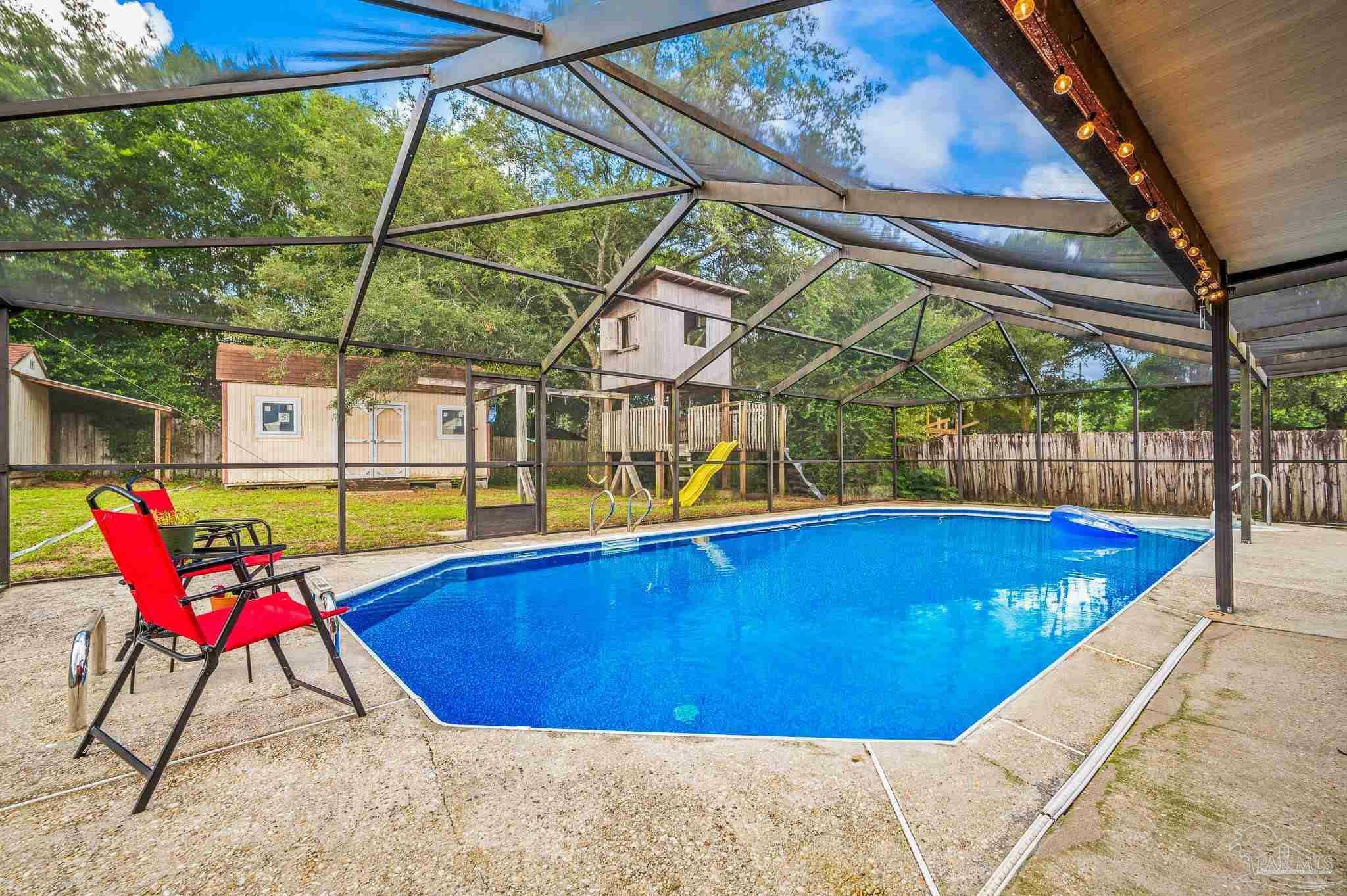 Property Photo: 2762 Christine St FL 32526