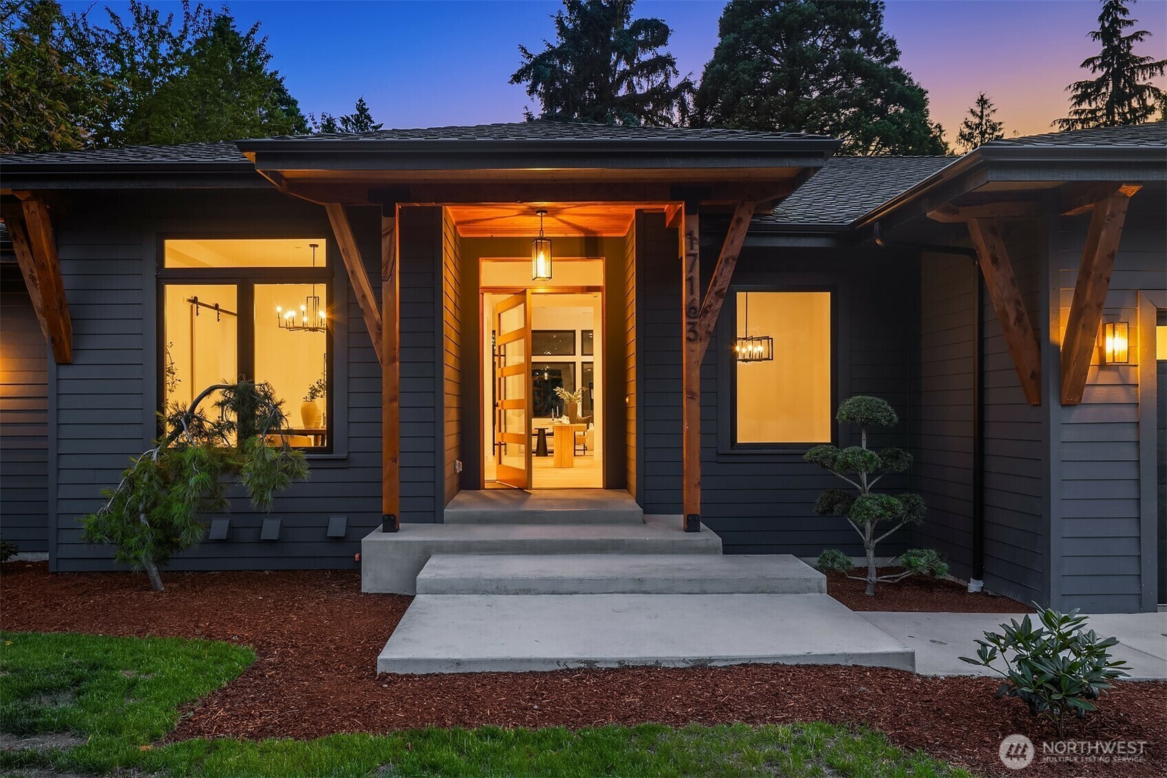Property Photo: 17163 4th Avenue SW WA 98166