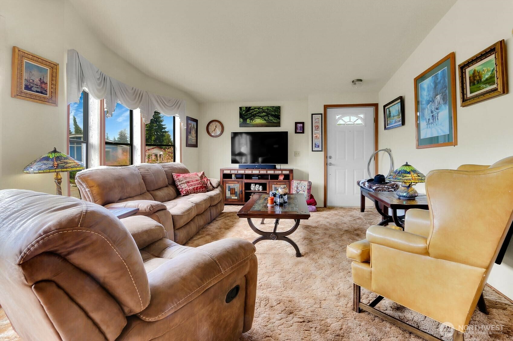 Property Photo: 1427 100th Street SW 160 WA 98204