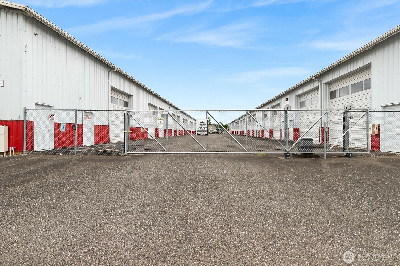 Property Photo: 1906 Midway Lane 311 WA 98226