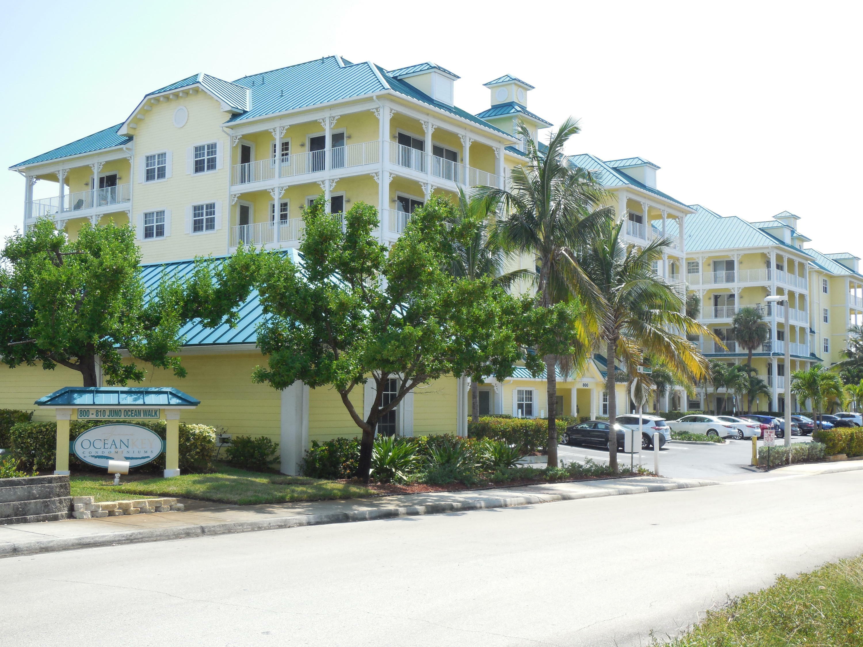 Property Photo:  800 Juno Ocean Walk 301A  FL 33408 