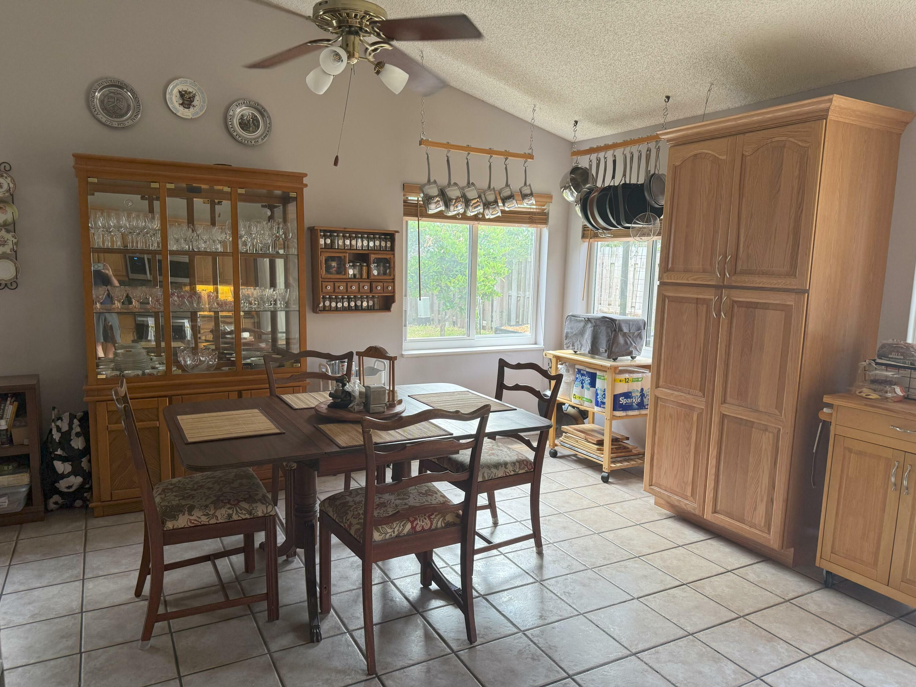 Property Photo: 1131 SW 87th Avenue FL 33025