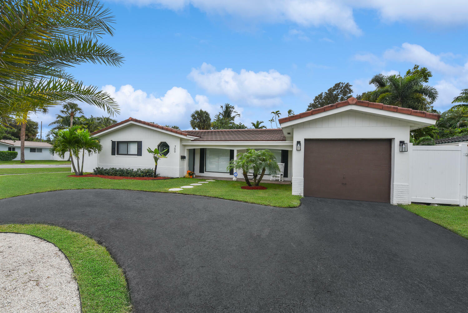 Property Photo: 700 SW 4th Street FL 33486
