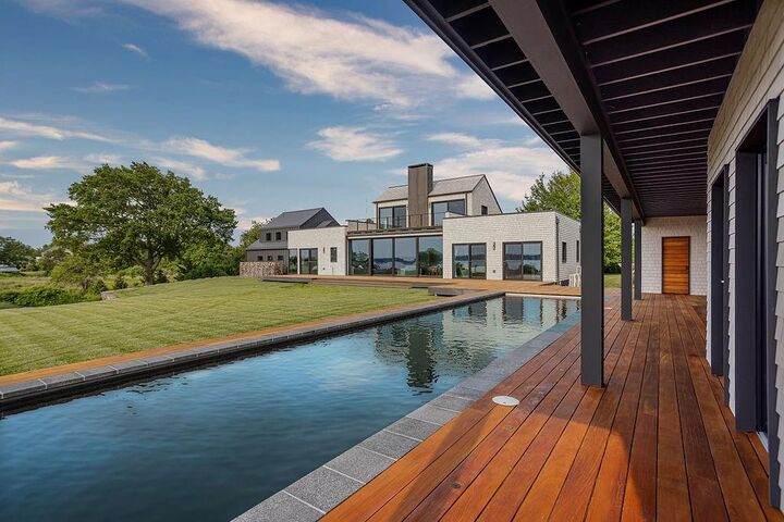 Property Photo:  451 Seapowet Avenue  RI 02878 