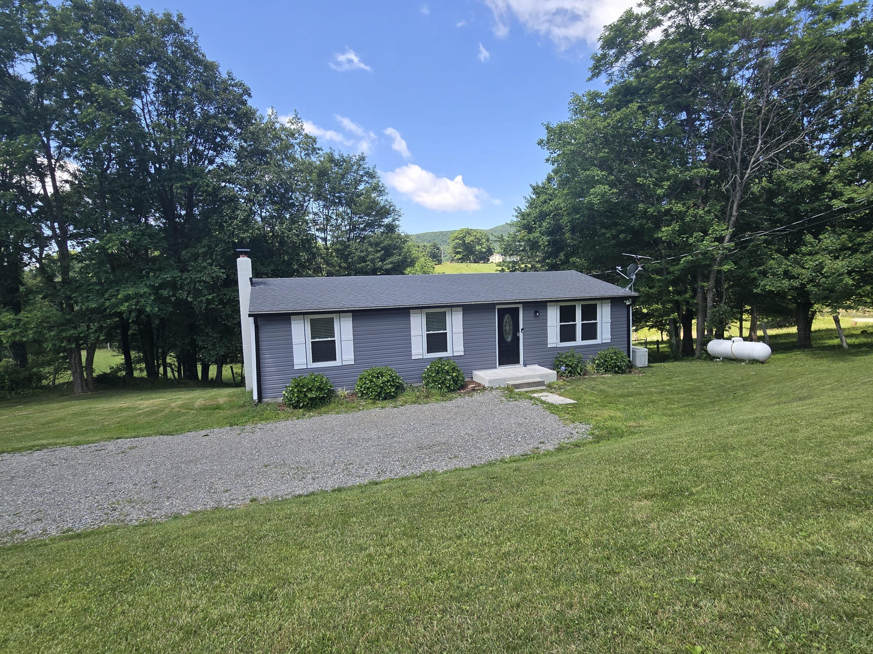 8517 Willett Ln  Bent Mountain VA 24059 photo
