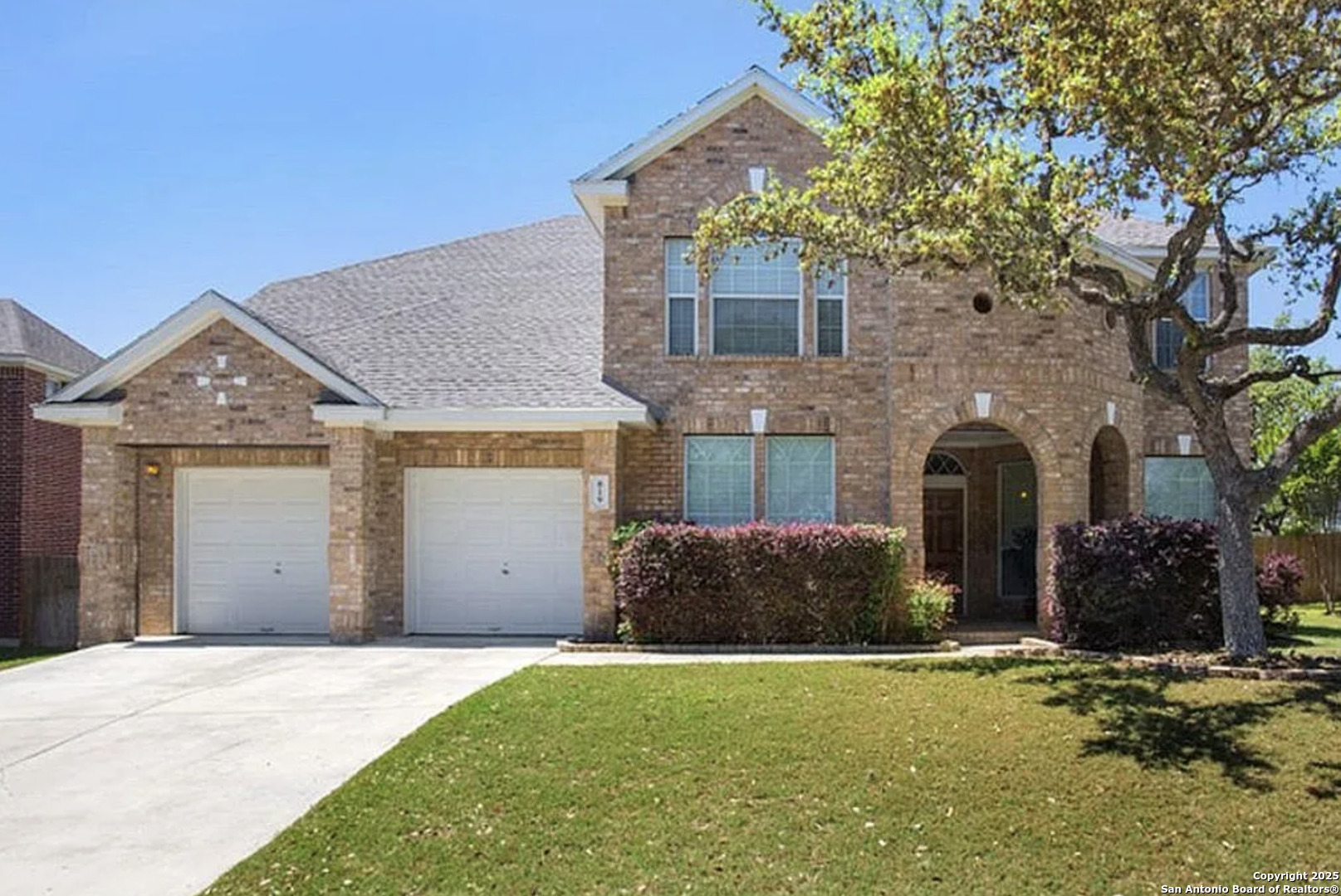 Property Photo: 819 Steubing Oaks TX 78258