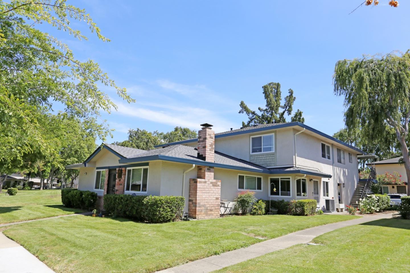 Property Photo: 244 Gomes Court 2 CA 95008