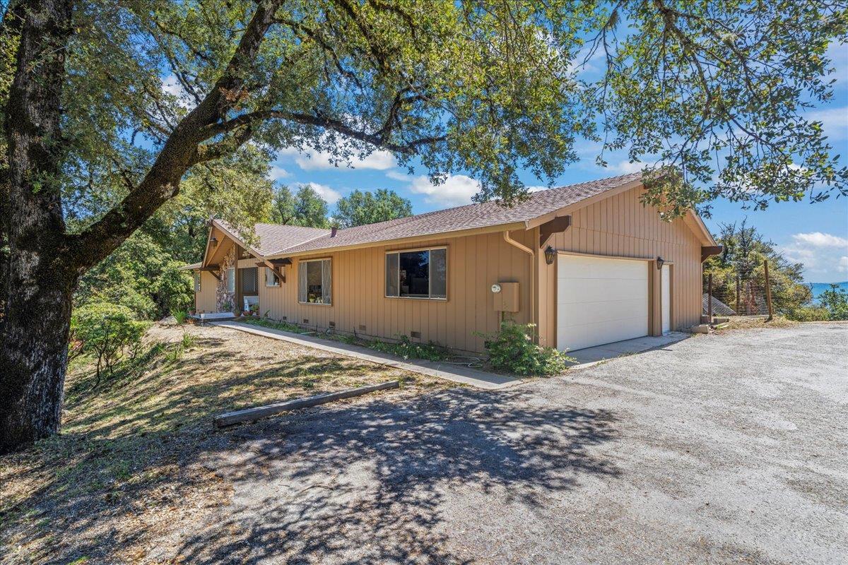 Property Photo:  18584 Favre Ridge Road  CA 95033 