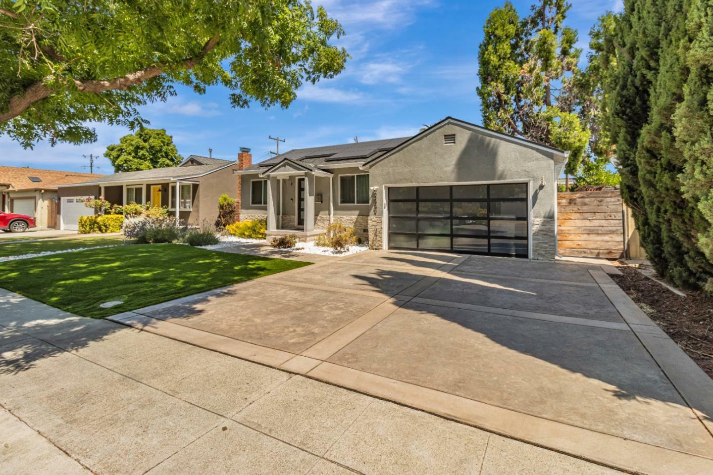 Property Photo: 2507 Forest Avenue CA 95117