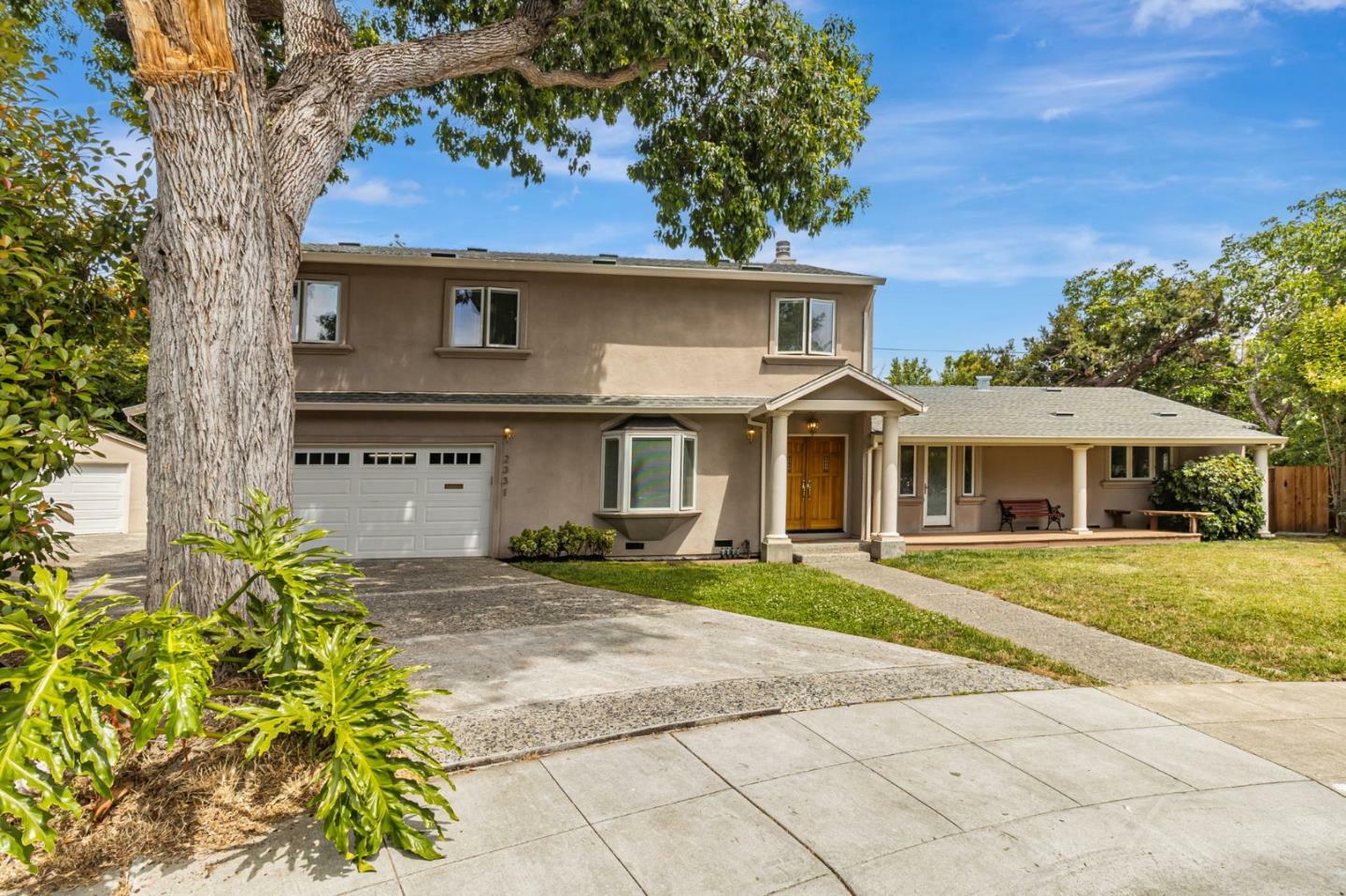 Property Photo: 2331 Carmel Drive CA 94303