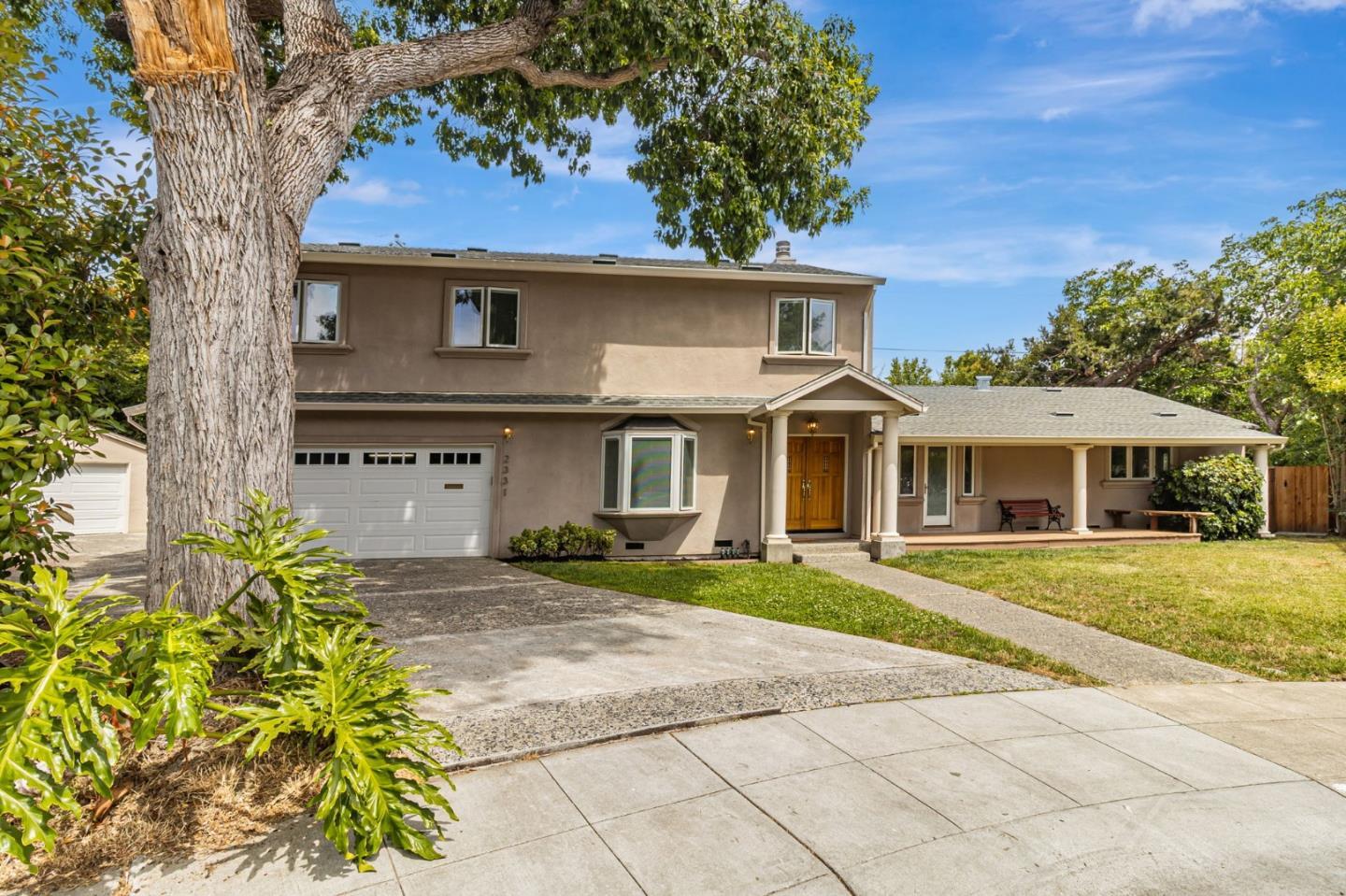 Property Photo: 2331 Carmel Drive CA 94303