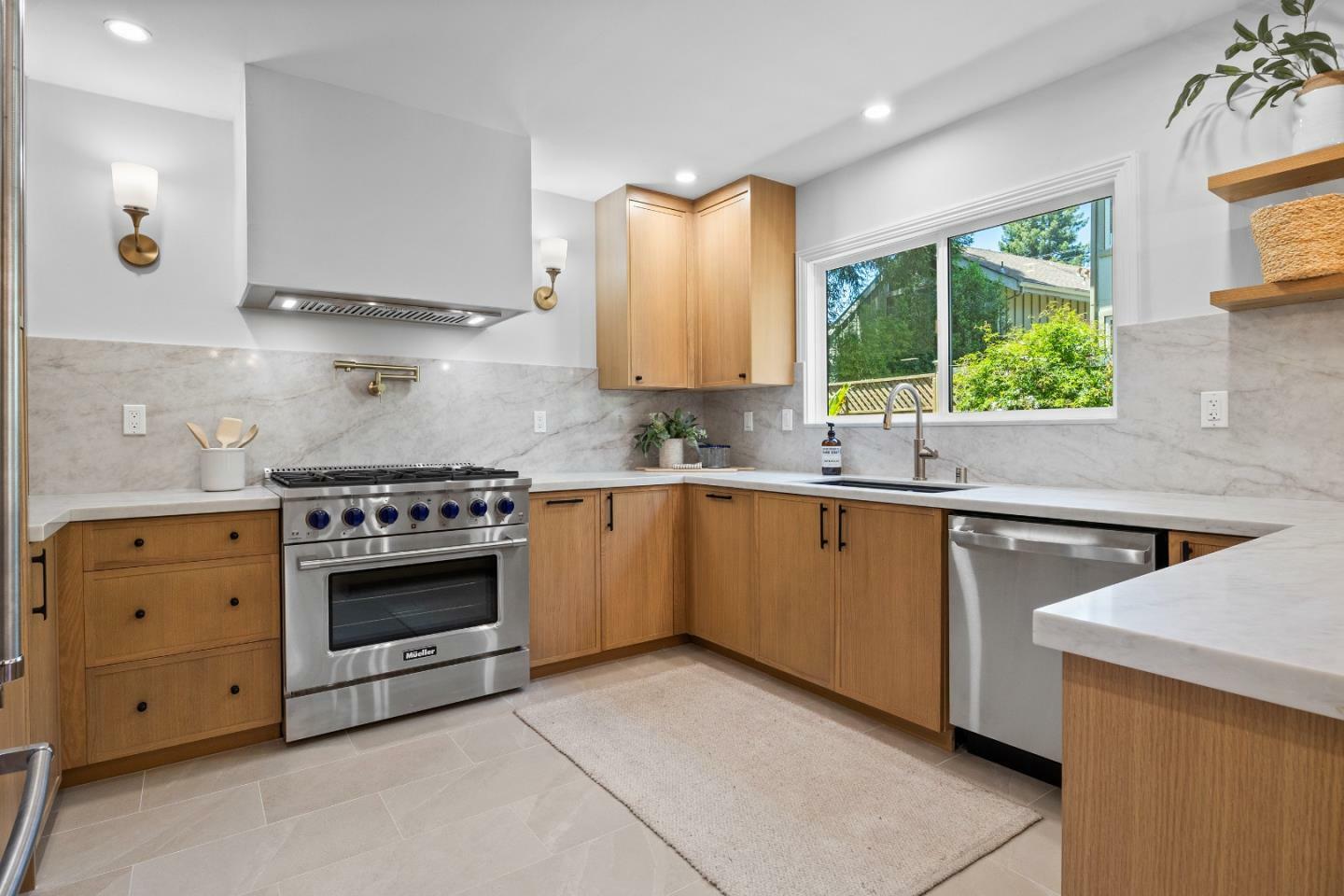 Property Photo: 109 Cardiff Place CA 95060