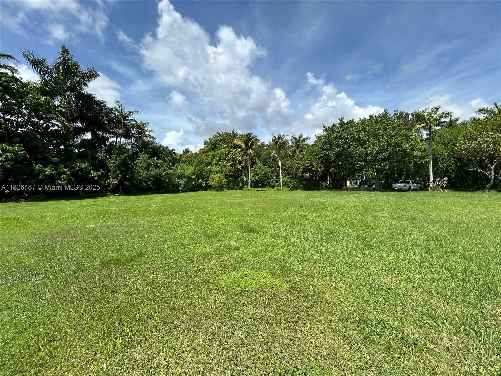 Property Photo: 16101 SW 208 Ave FL 33187