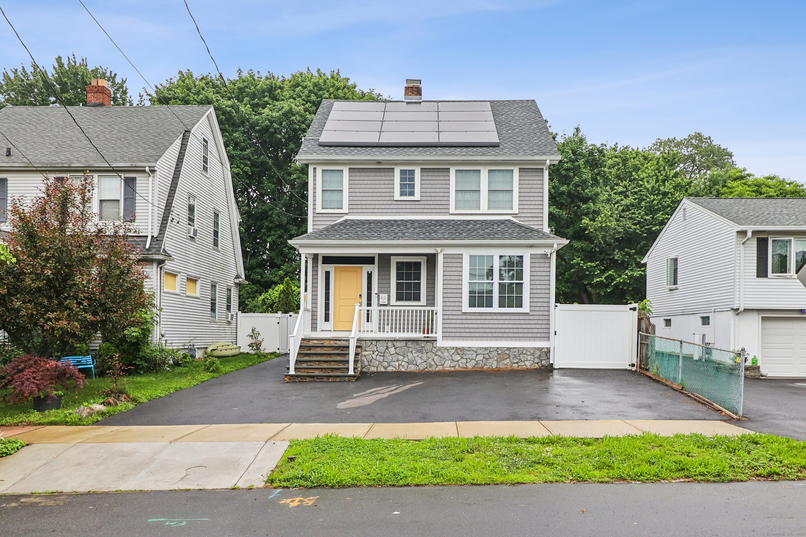 Property Photo: 42 Ley Street CT 06512