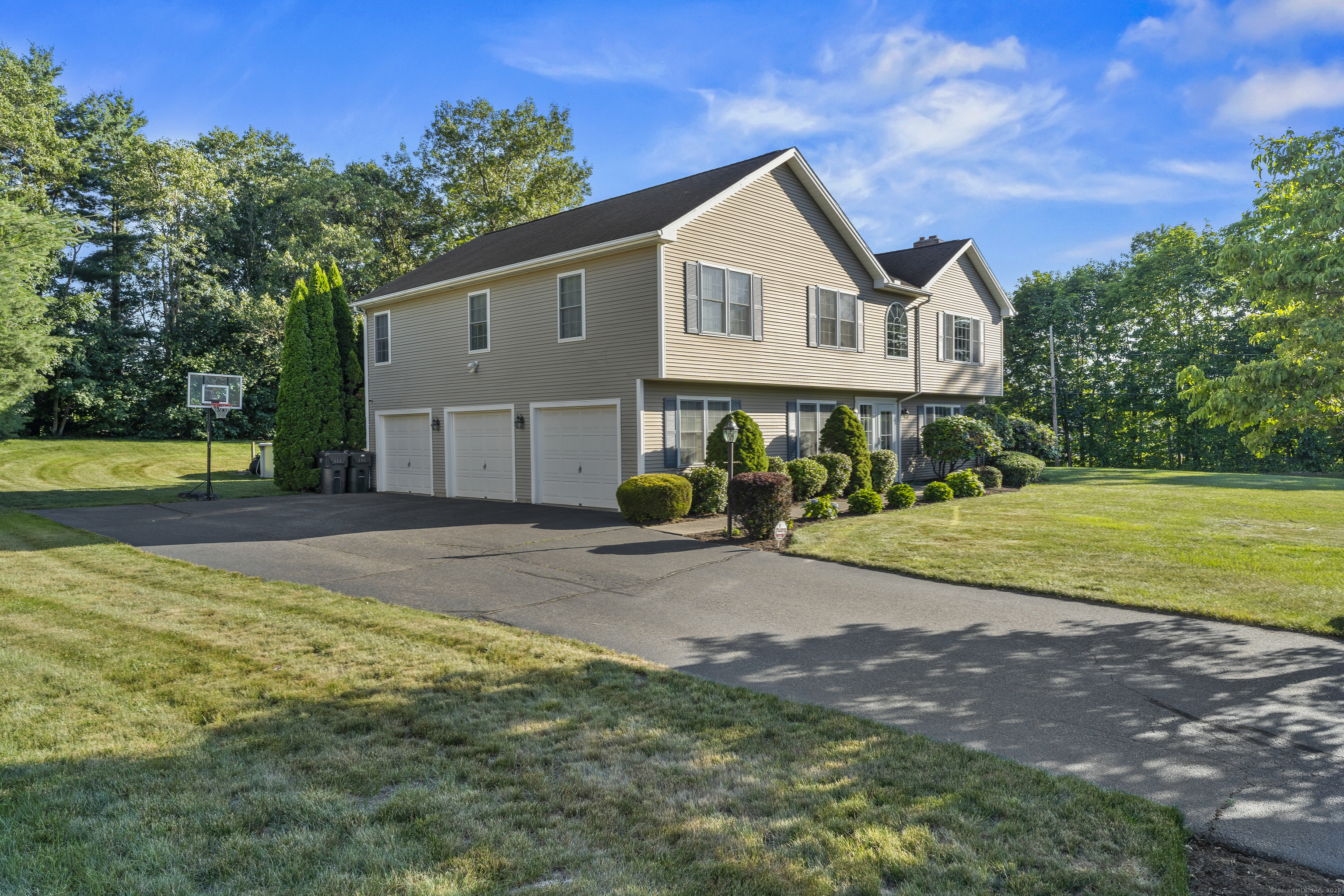 8 Barbara Lane  Southington CT 06479 photo