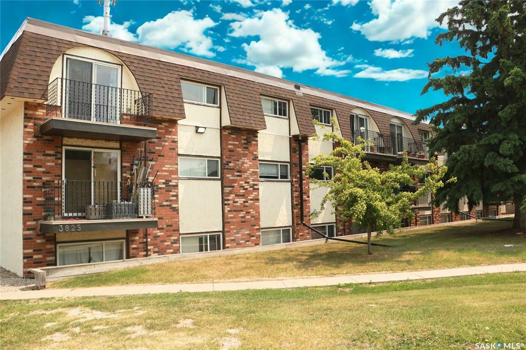 Property Photo: 3825 Luther Place 24 SK S7H 4B1