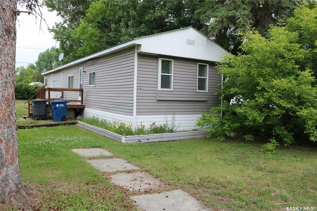 Property Photo: 314-316 Main Street SK S0G 3K0