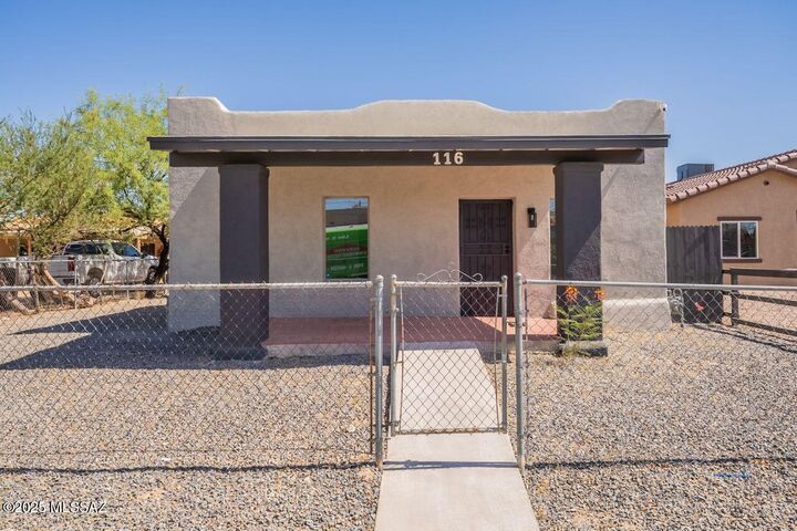 Property Photo:  116 W 30th Street  AZ 85713 