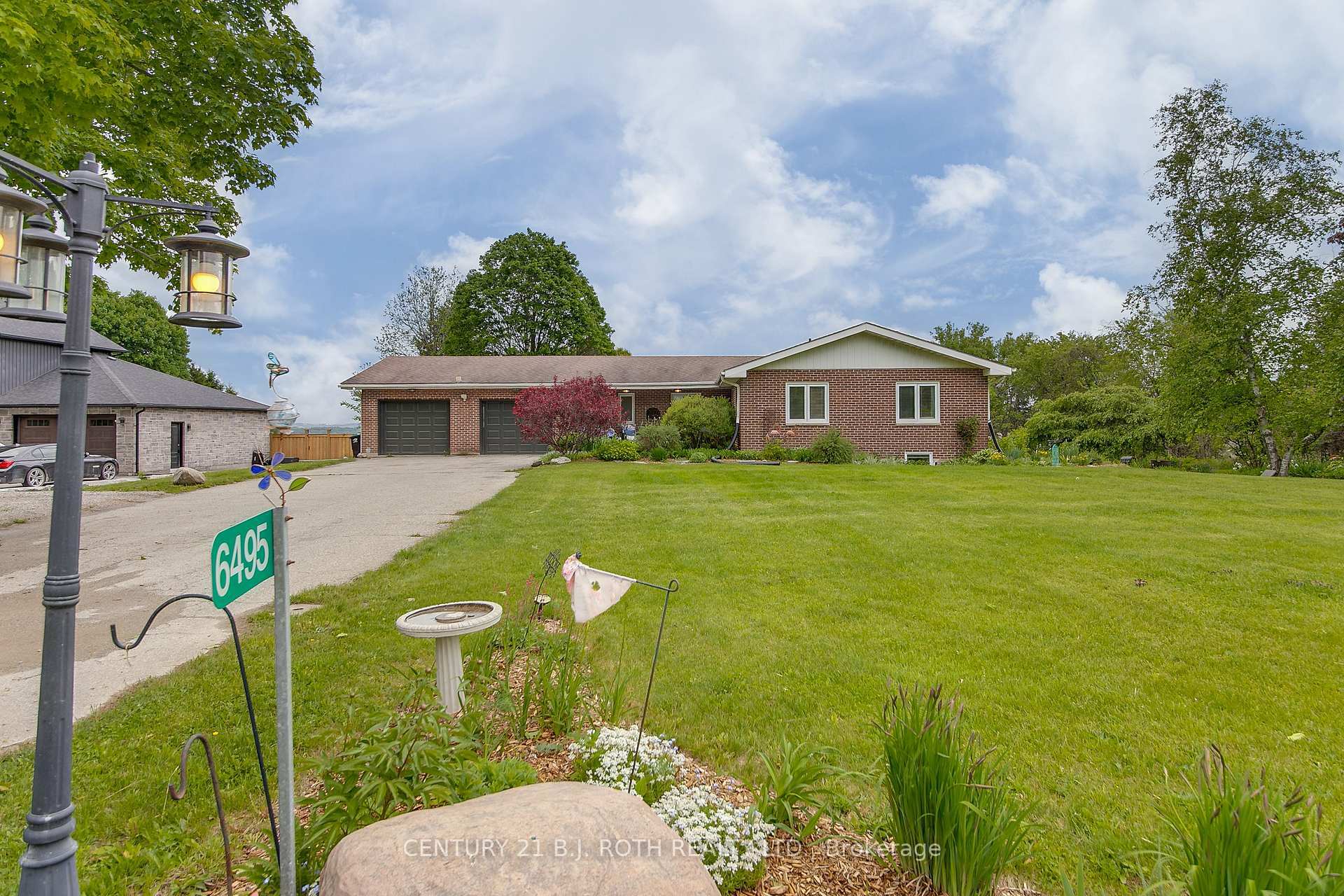 Property Photo:  6495 13th Line  ON L9R 1V4 