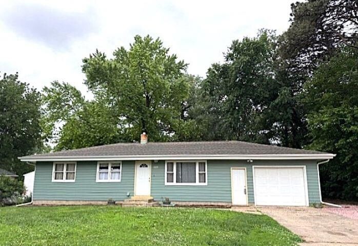 Property Photo:  809 14th St.  SD 57062 