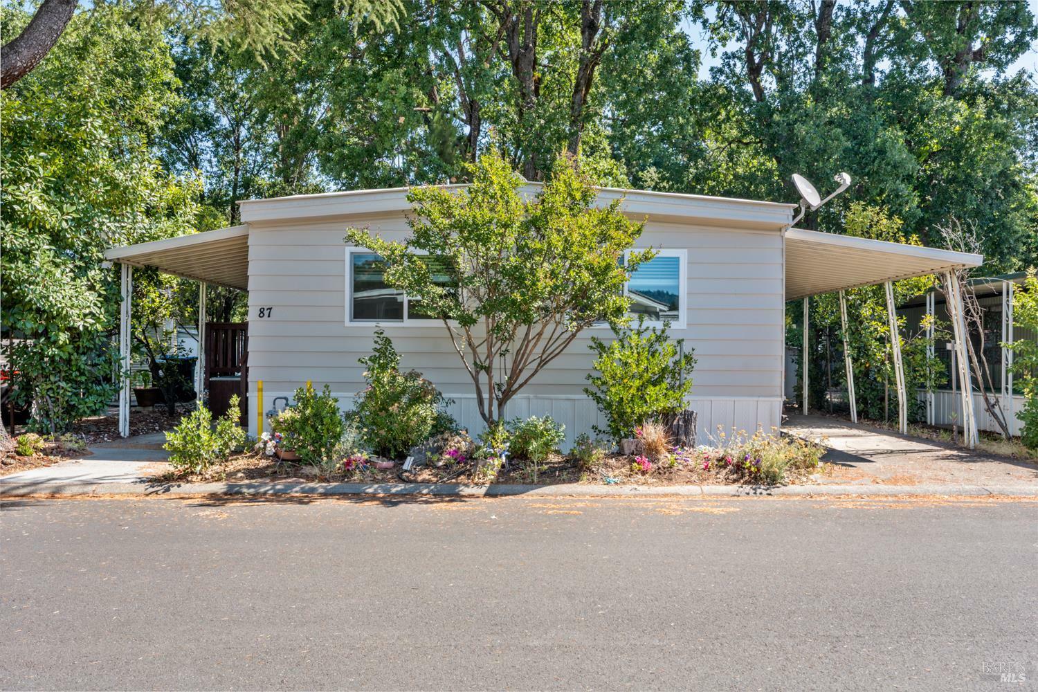 Property Photo: 700 E Gobbi Street 87 CA 95482