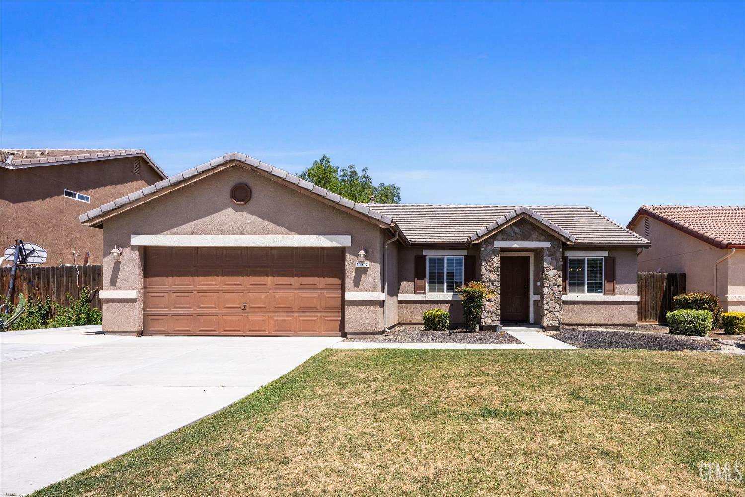 11602 Trabancos Drive  Bakersfield CA 93311 photo
