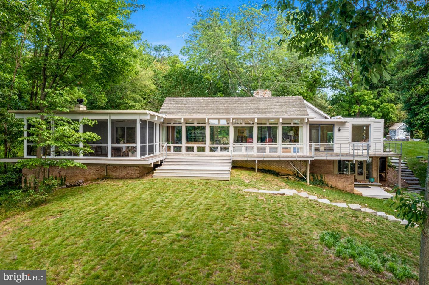 Property Photo: 917 Arbutus Road MD 21403