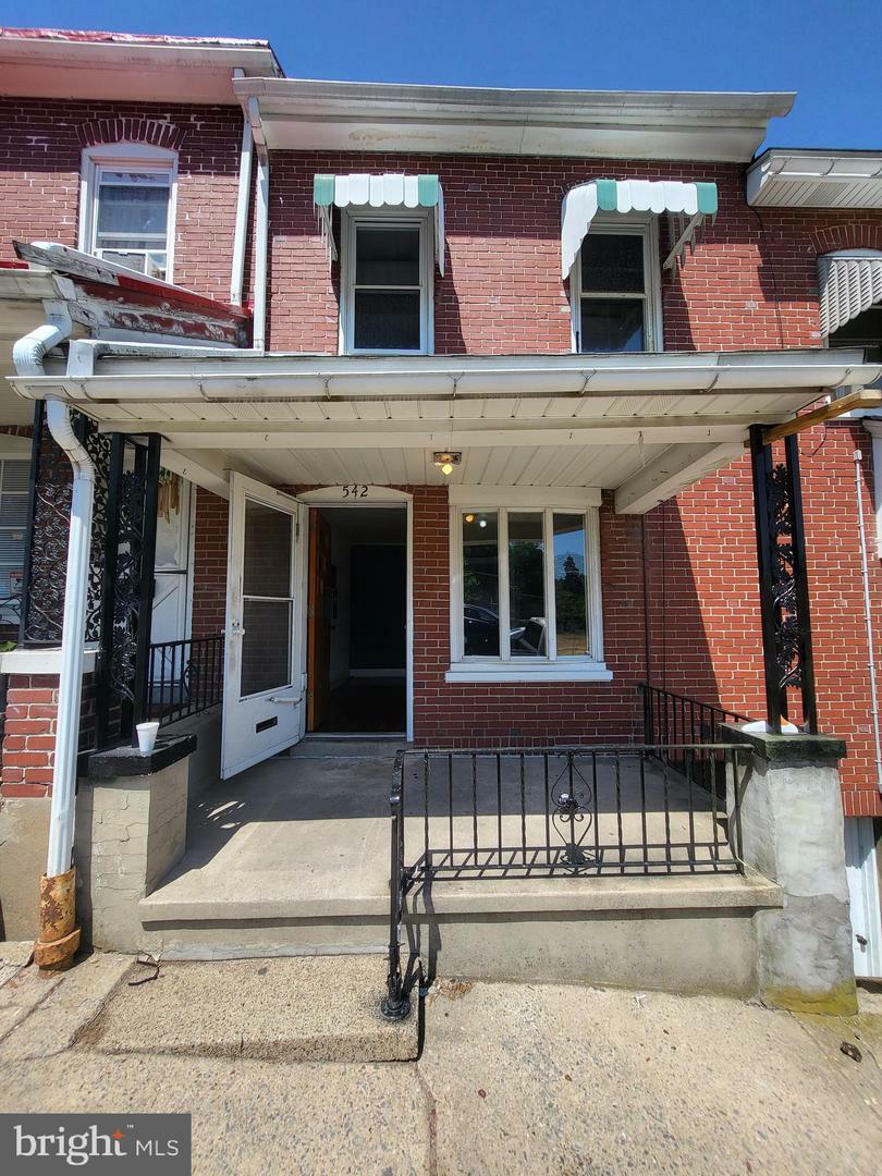 542 S 14 1/2 Street  Reading PA 19602 photo