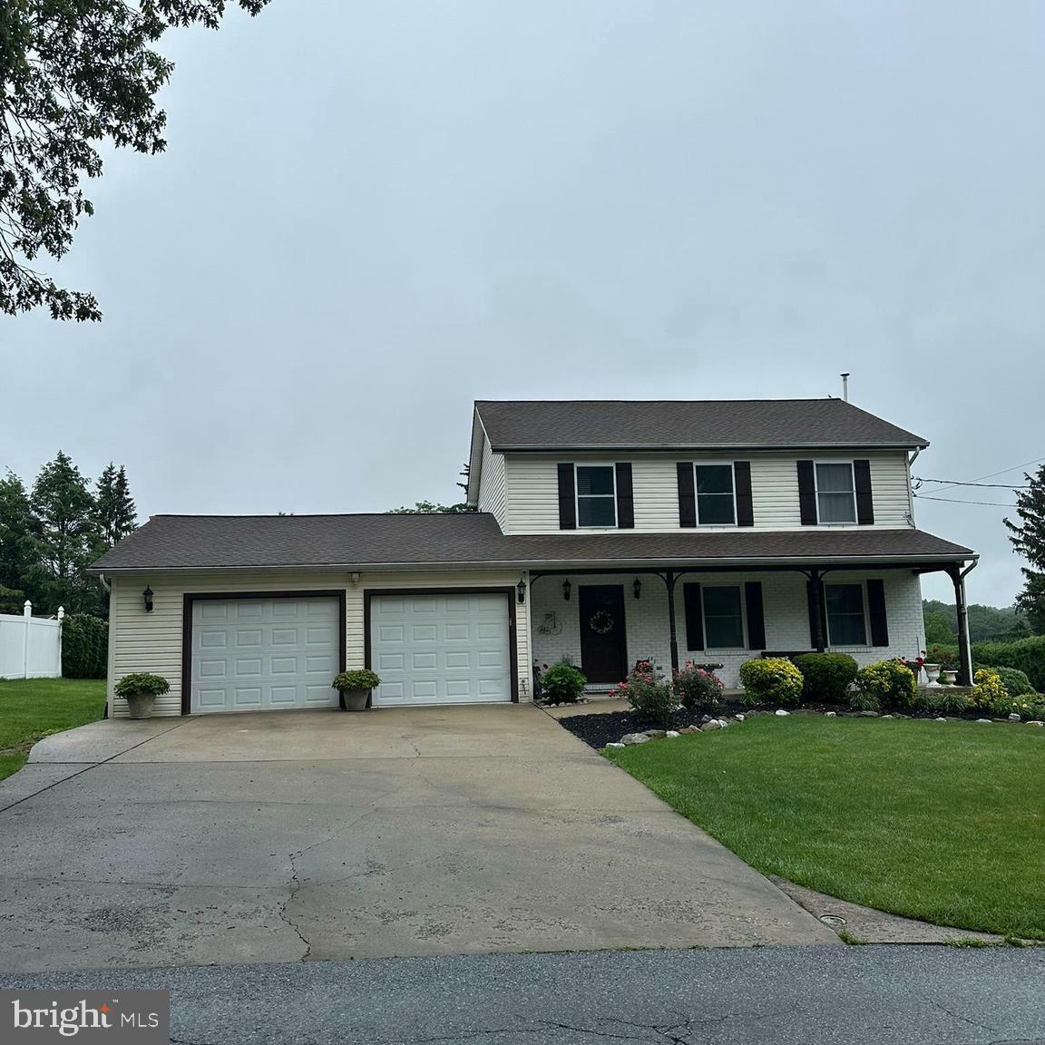 Property Photo: 908 Sunnyside Road PA 17036