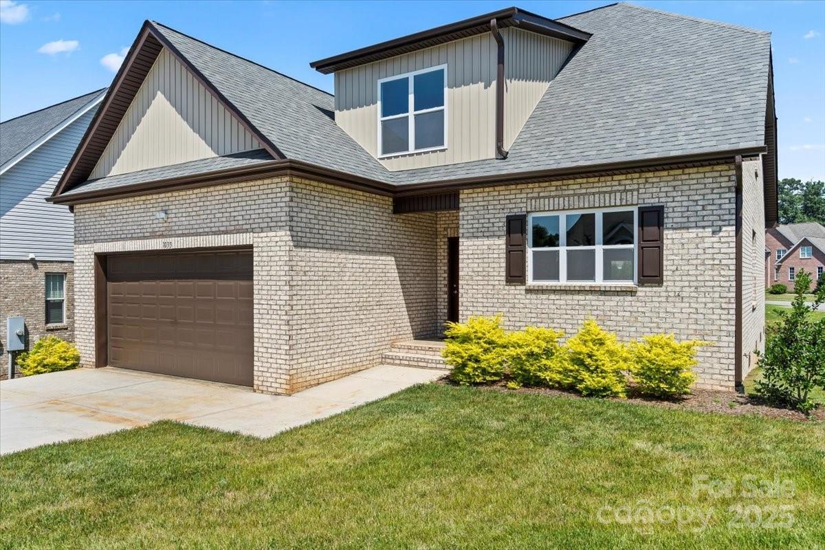 1033 12th Avenue Drive NW  Hickory NC 28601 photo