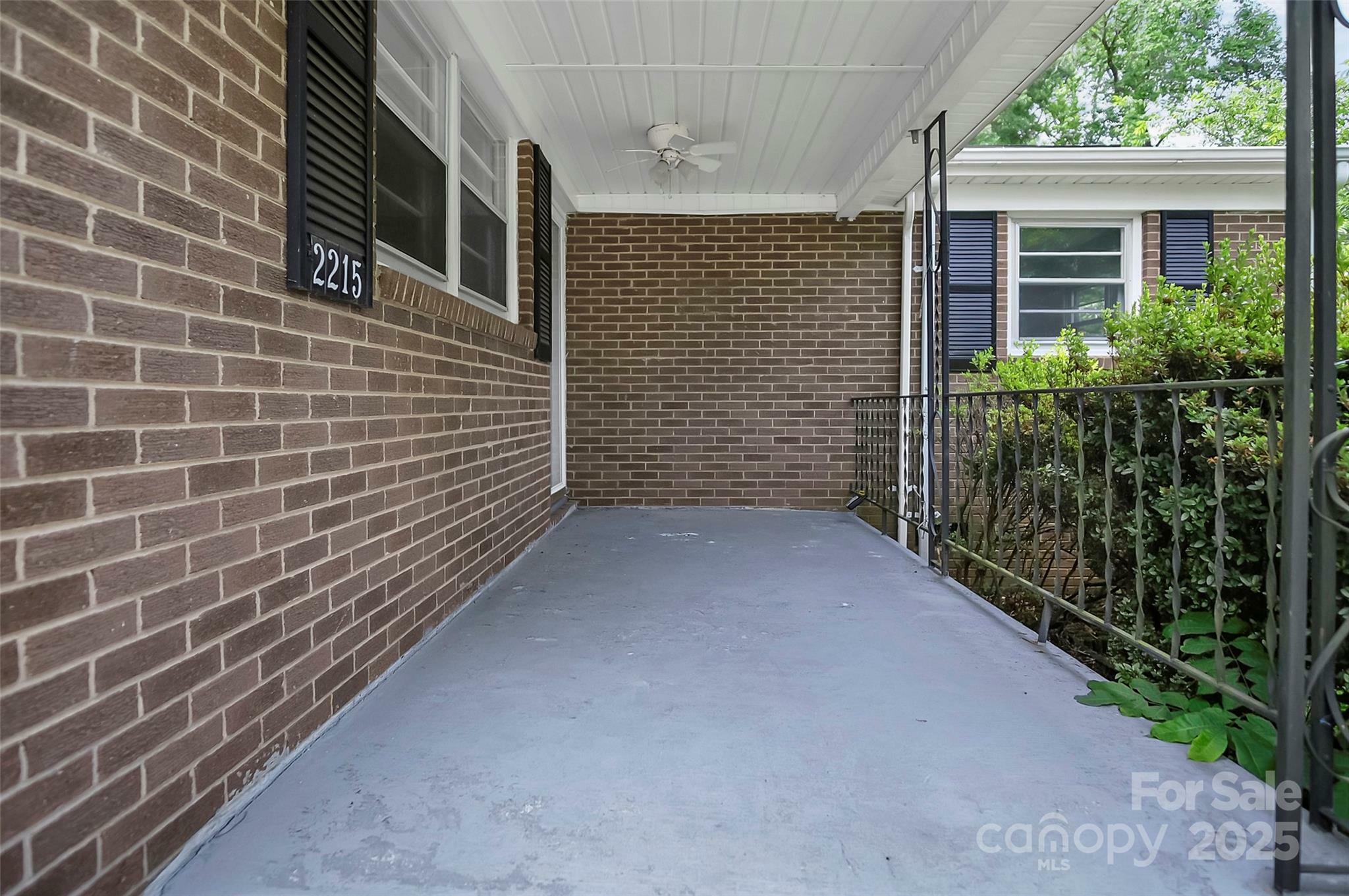 Property Photo: 2215 Hodgin Street NC 28056