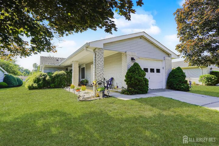 732 Ralston Plaza  Monroe NJ 08831 photo
