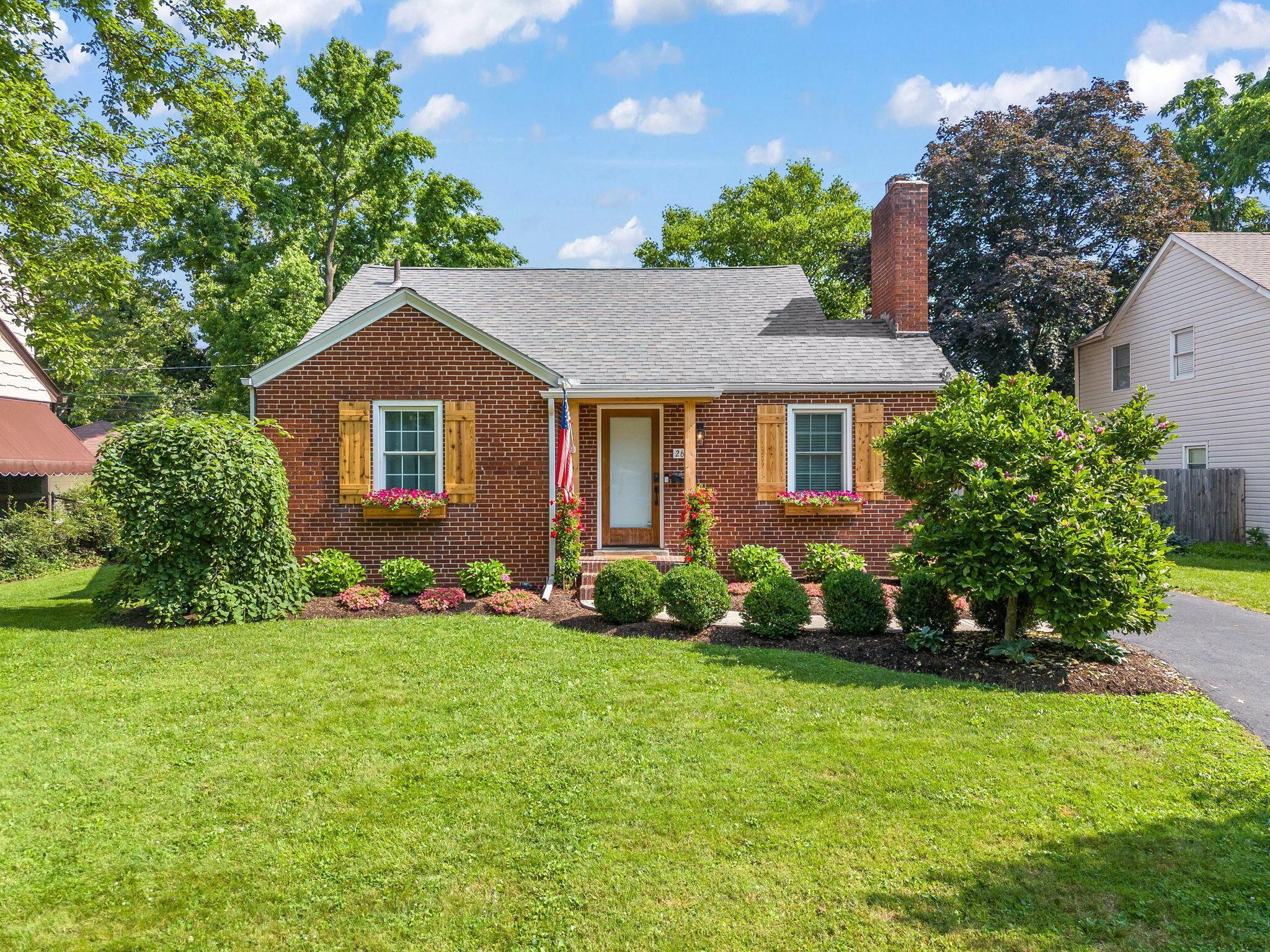 2698 Ruhl Avenue  Columbus OH 43209 photo