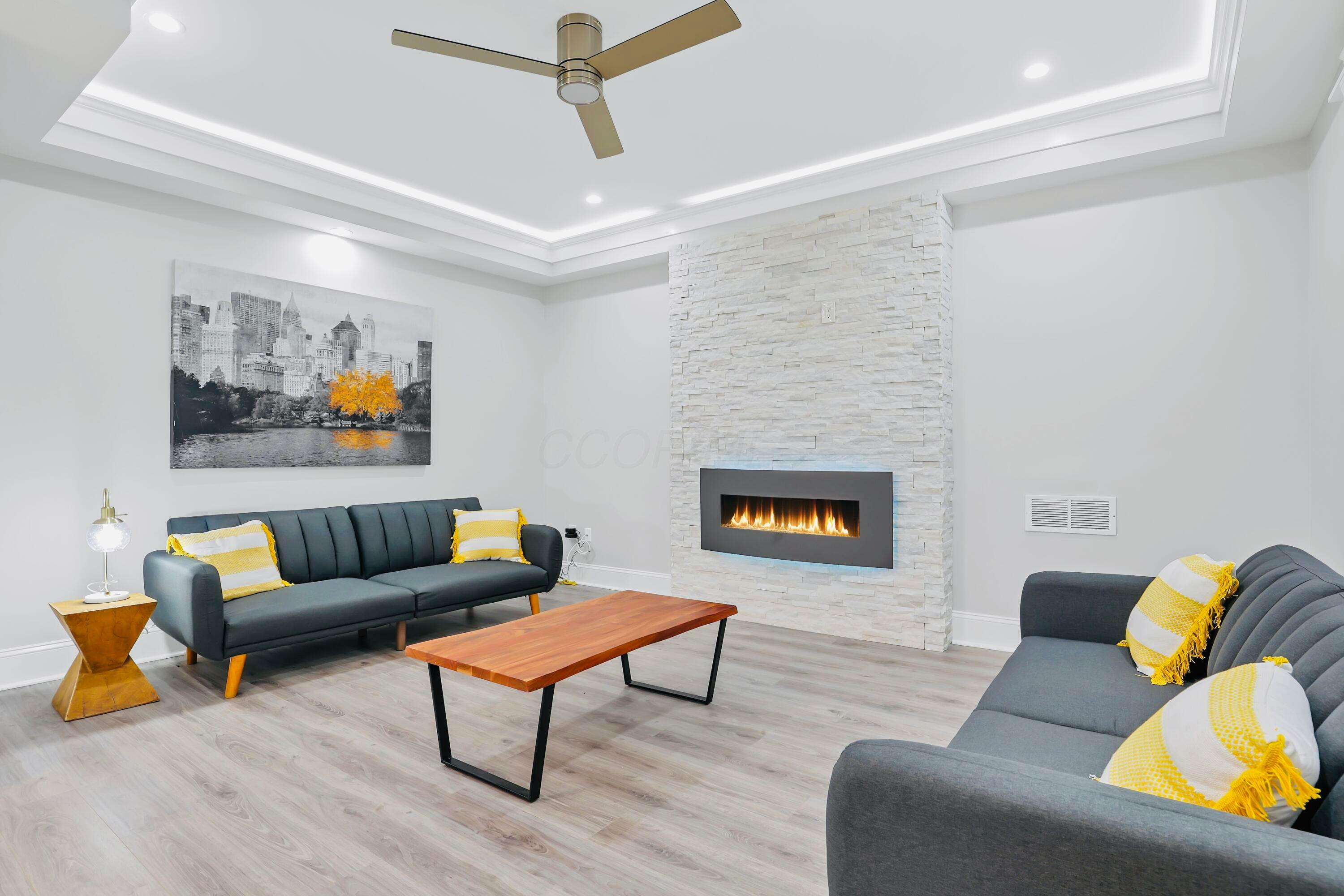 Property Photo: 571 Linwood Avenue OH 43205