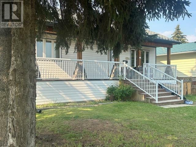 Property Photo: 8216 94 Avenue BC V1J 1E8