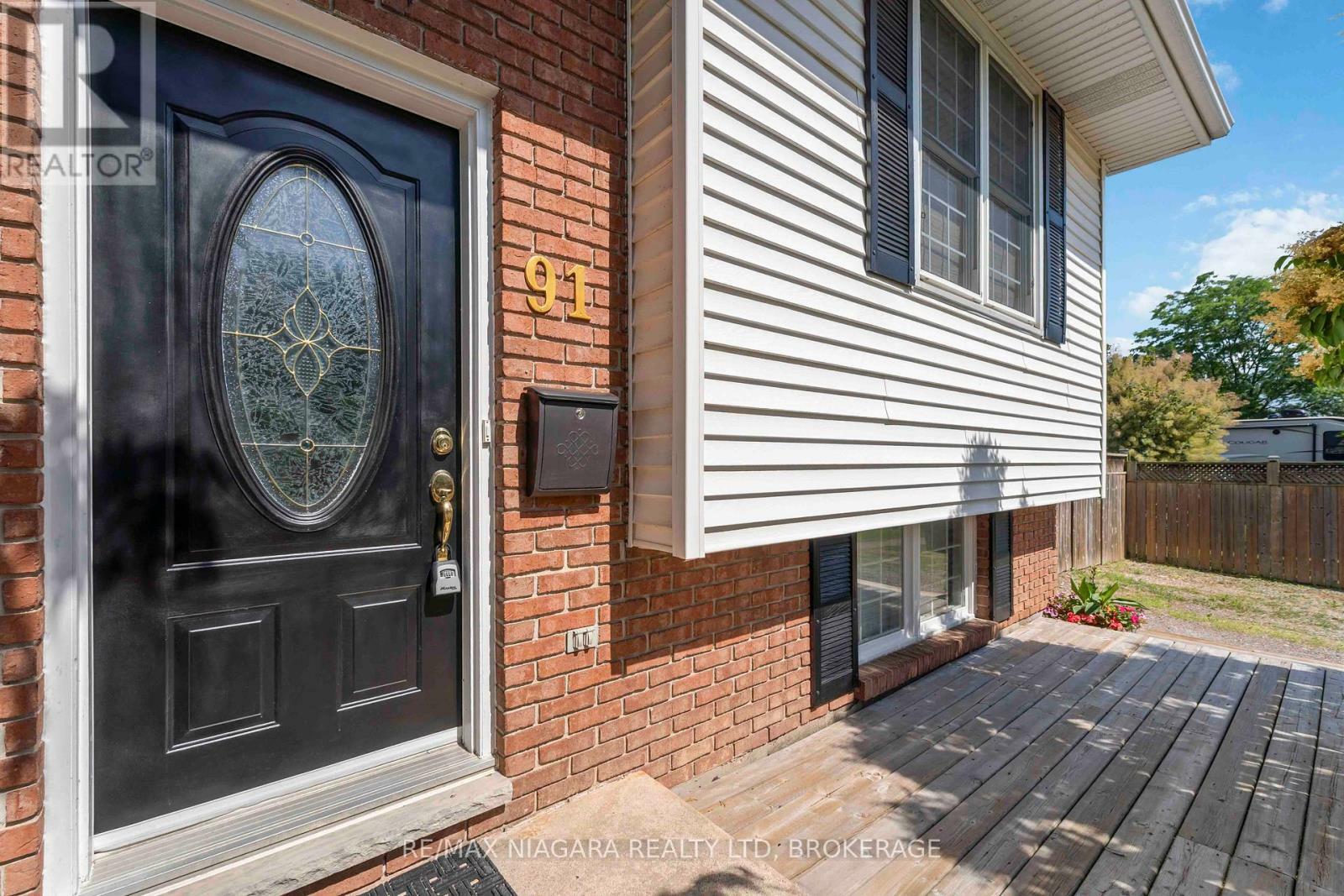 Property Photo: 91 Woodrow Street ON L2P 3S2