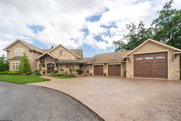 1009 Summit Drive  Morgantown WV 26508 photo