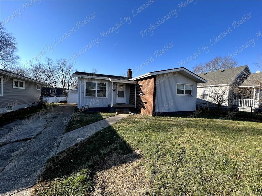 Property Photo: 857 S Maple Avenue OH 45324
