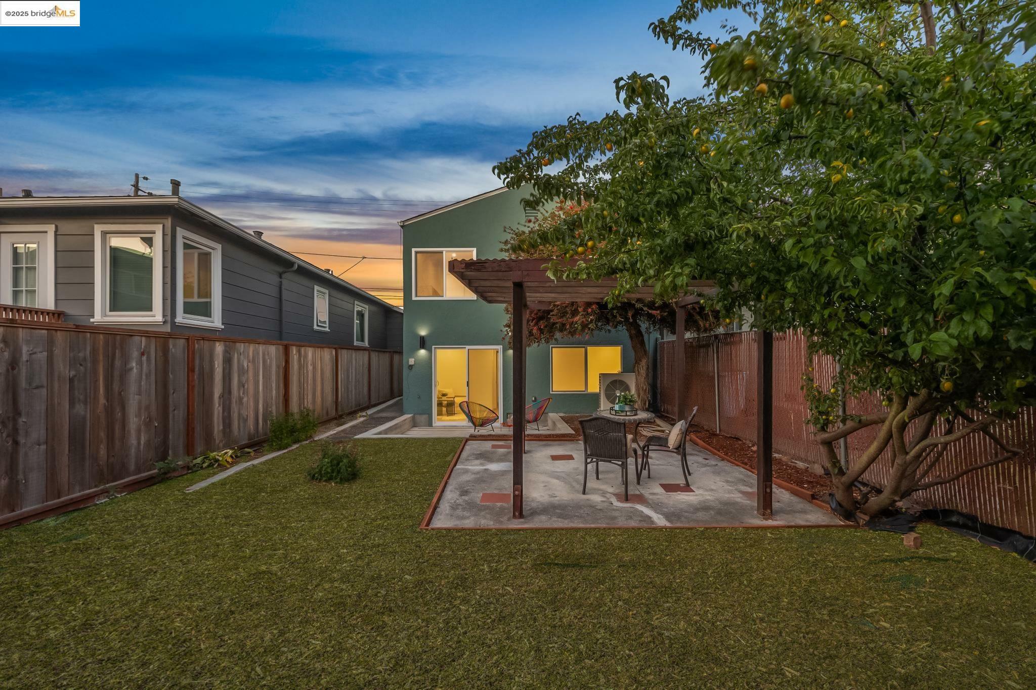 Property Photo:  1606 Stannage Ave  CA 94702 
