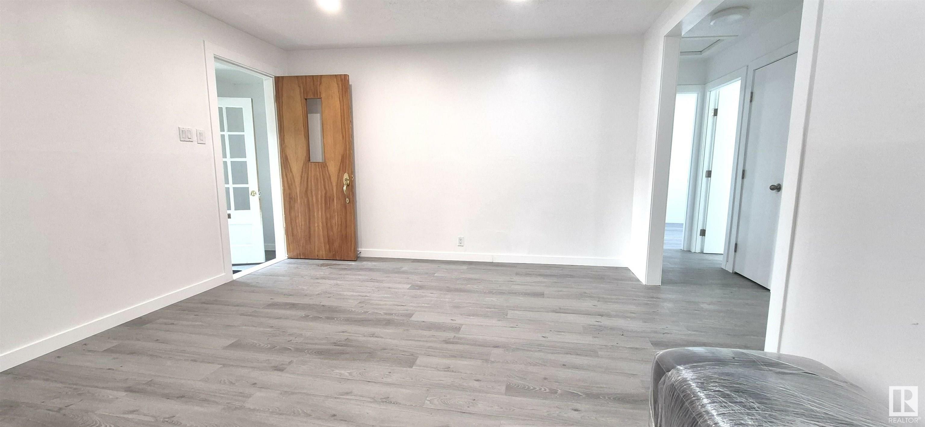 Property Photo: 11611 87 Street NW AB T5B 3M6