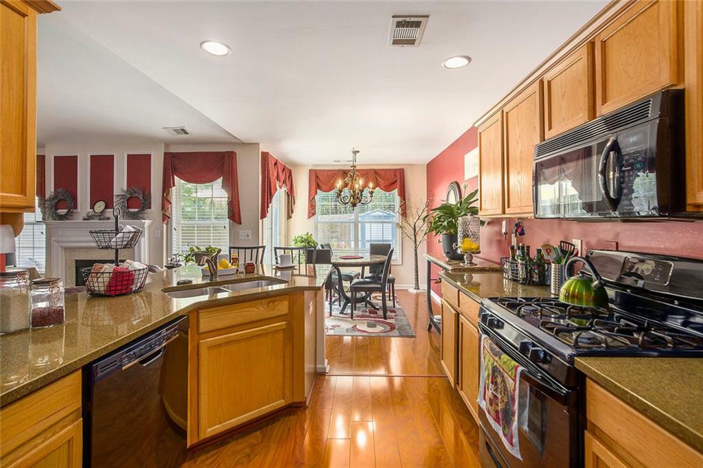 Property Photo: 3198 Liberty Commons Drive GA 30144