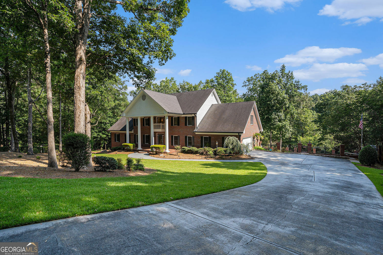 Property Photo: 402 Clyde Court GA 30252