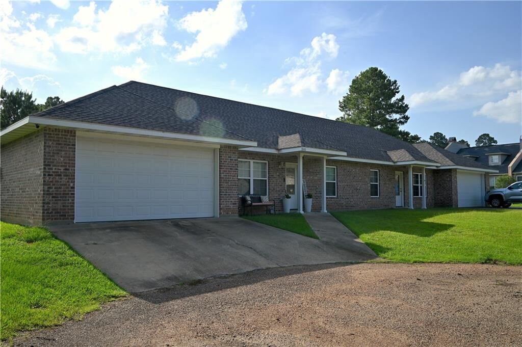 Property Photo: 1040 Jennifers Place LA 71360