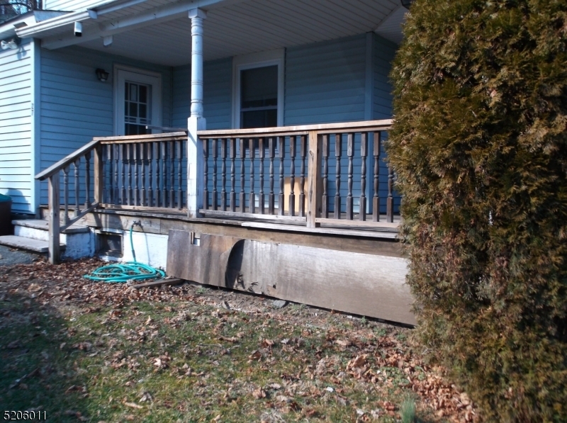 Property Photo:  27 Reeve Ave  NJ 07403 