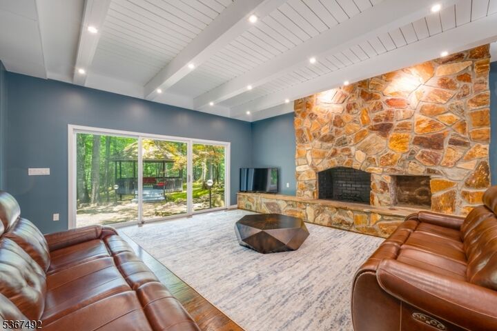 Property Photo:  17 Glenwood Rd  NJ 07722 
