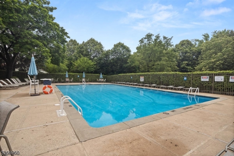 Property Photo: 5 Howard Ct NJ 08833