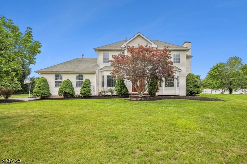 Property Photo:  5 Abate Ct 1  NJ 08873 